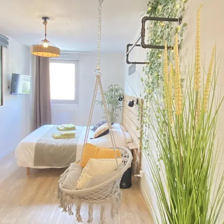 L Escapade Lourdaise Balcon Parking Wifi * 루르드