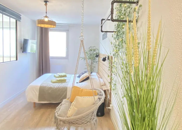 L Escapade Lourdaise Balcon Parking Wifi * Λούρδη